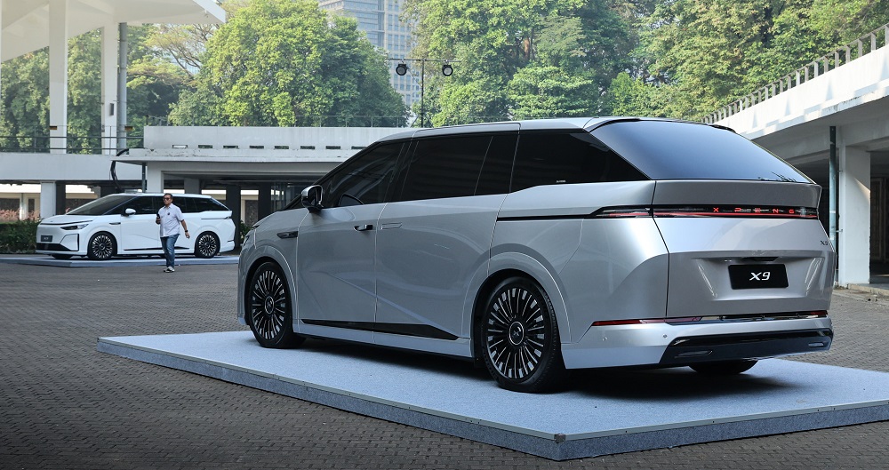 XPENG Unveils X9 Facelift and G6 AWD to Strengthen Its Smart EV Portfolio in Indonesia