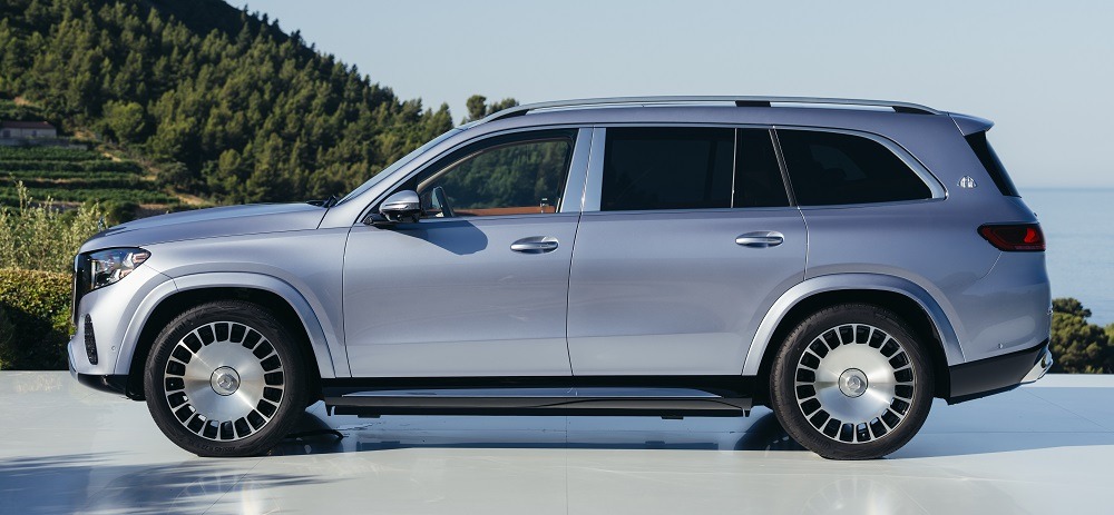 New Mercedes-Maybach GLS Debuts with Enhanced Luxury and Electrified V8 Power
